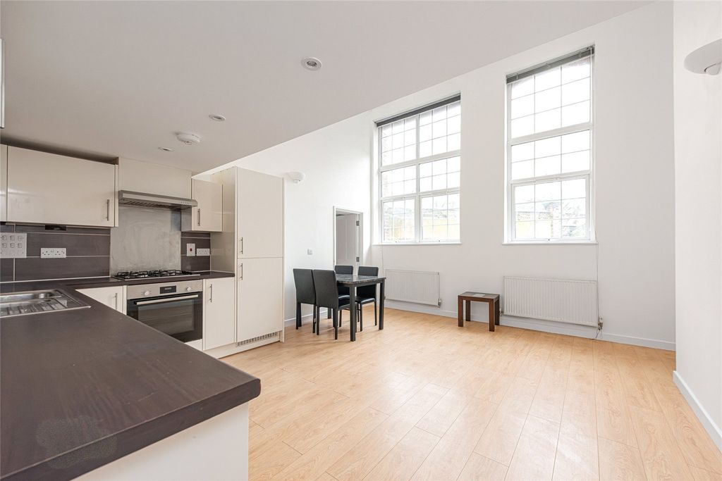 Property photo 3 of 6 Picture No. 07