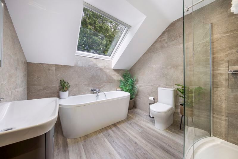 Property photo 2 of 35 Bathroom.