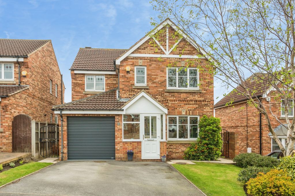 Property photo 1 of 15 The Property