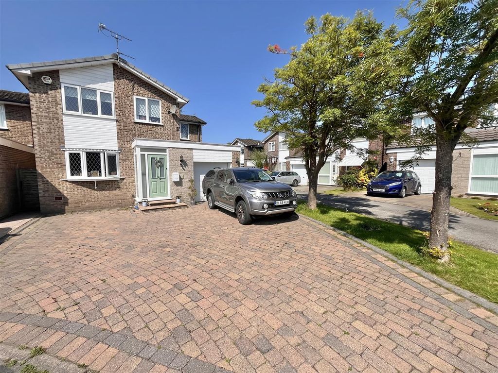 Property photo 1 of 21
