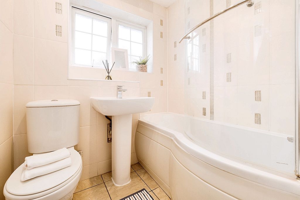 Additional image 20 of 4 bed detached house for saleAdvice Avenue, Grays RM16