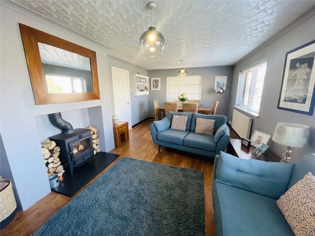 Property photo 3 of 21 Picture No. 04