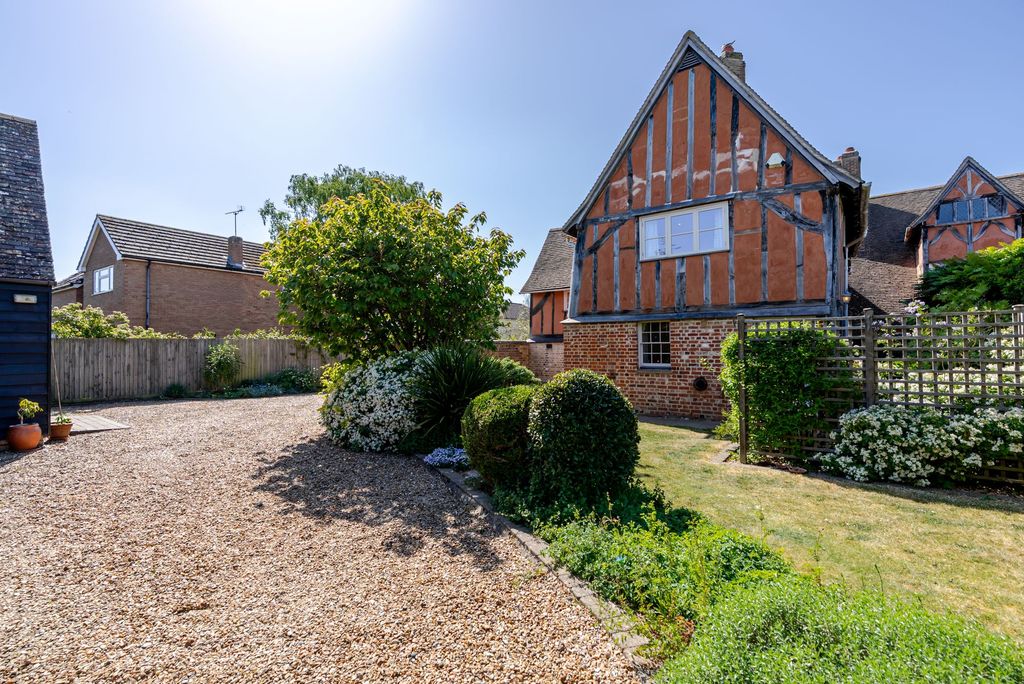 5 bed semi-detached house for saleEarning Street, Godmanchester PE29