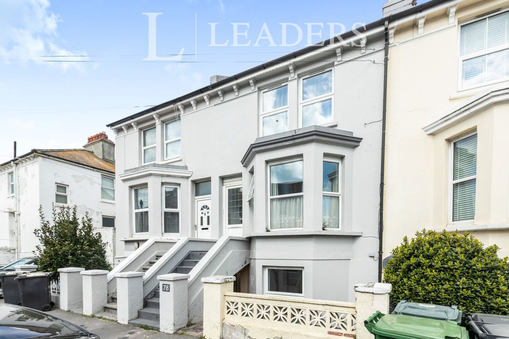 Property photo 1 of 11 Main External