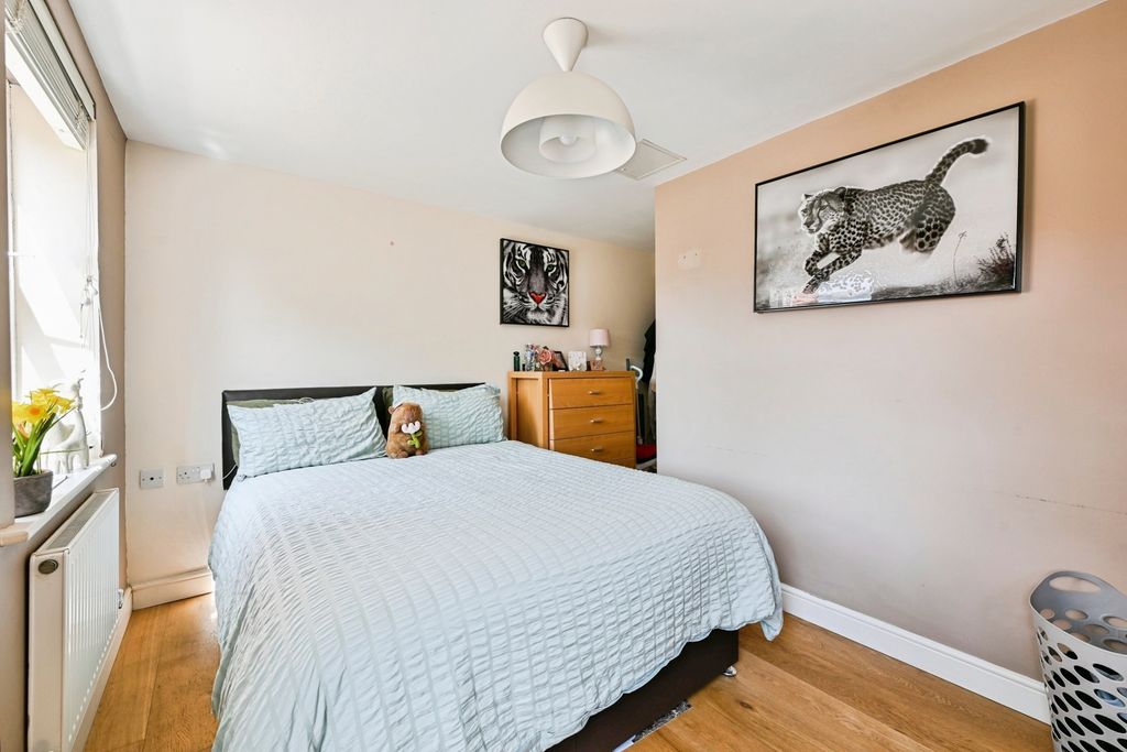Property photo 2 of 14 Pbox-Img.Jpg