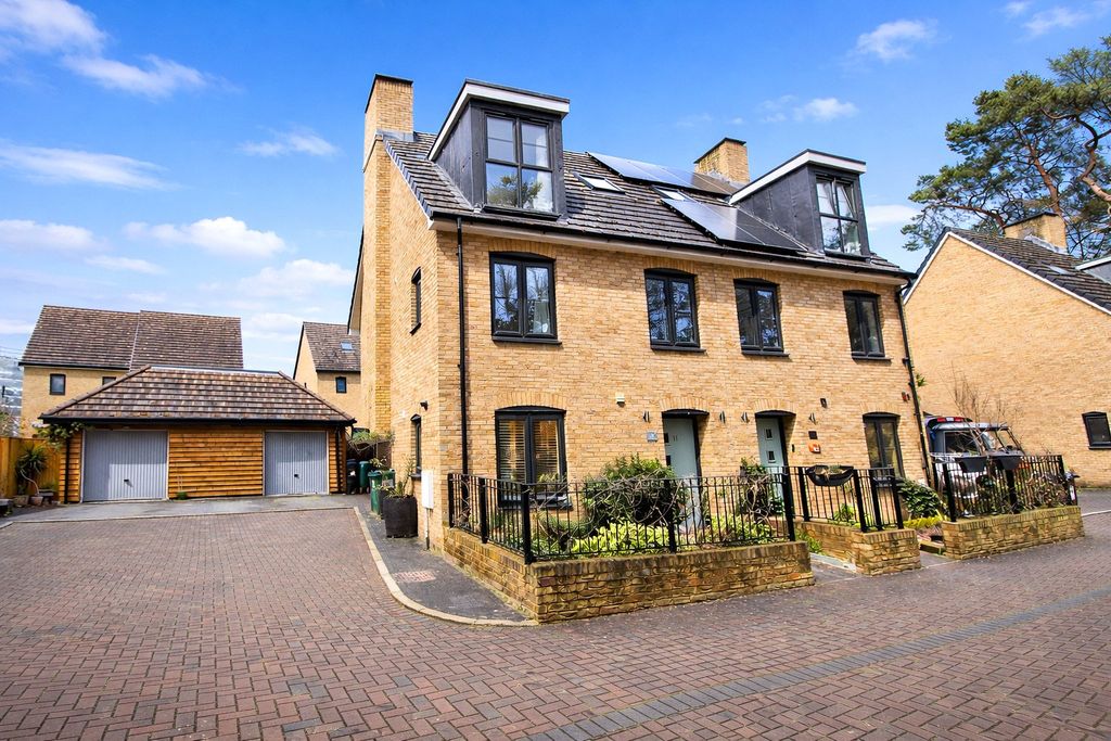 Property photo 1 of 13 Picture No. 17