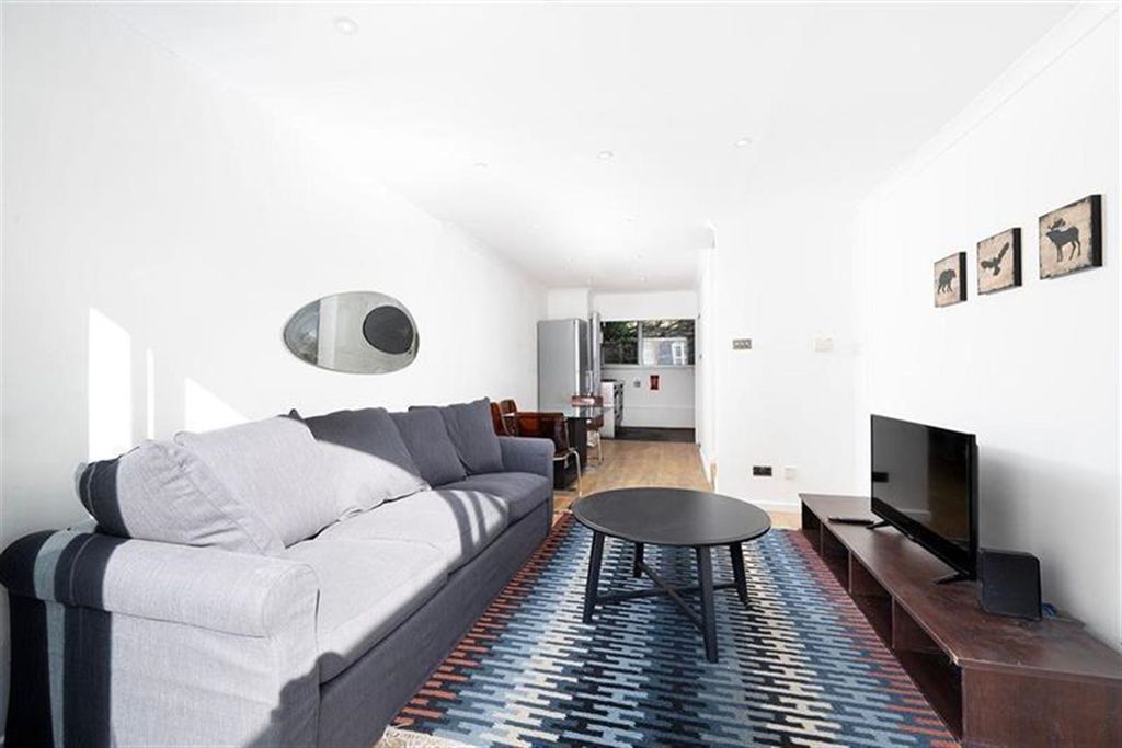Property photo 1 of 10 (Main)