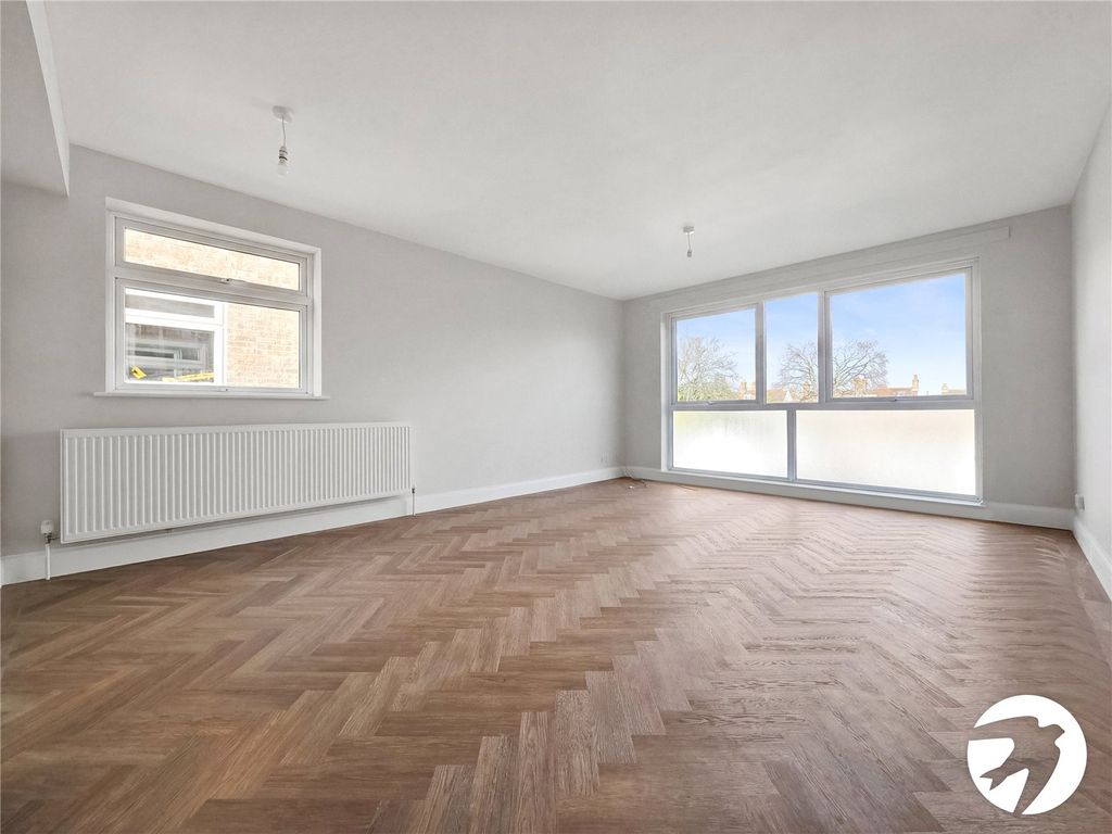 Property photo 2 of 16 Picture No. 16