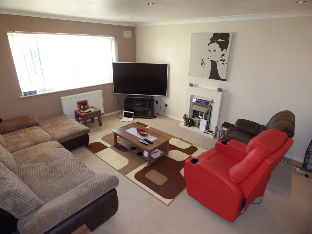 Property photo 2 of 5 61-Hr-2.Jpg