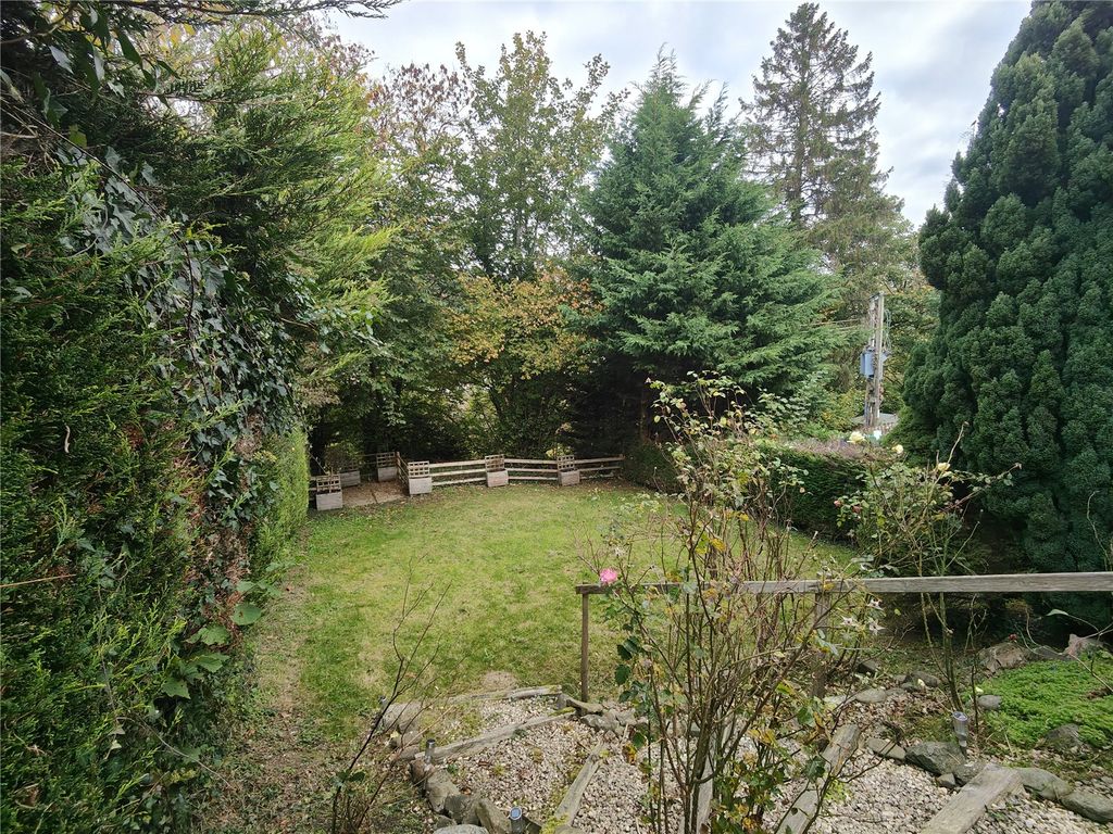 Property photo 2 of 9 Picture No. 04