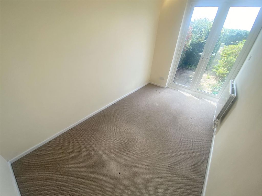 Additional image 7 of 3 bed detached bungalow to rentGalley Lane, Newport PO30