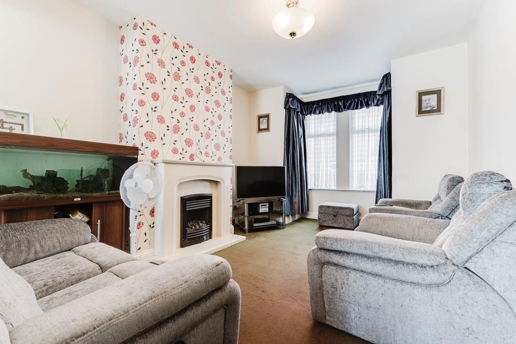 Property photo 2 of 28 7 Roundhill Road, Kettering-13.Jpg
