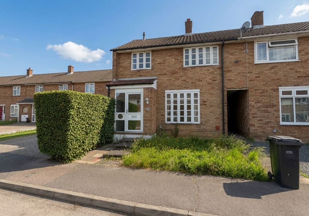 Property photo 1 of 11
