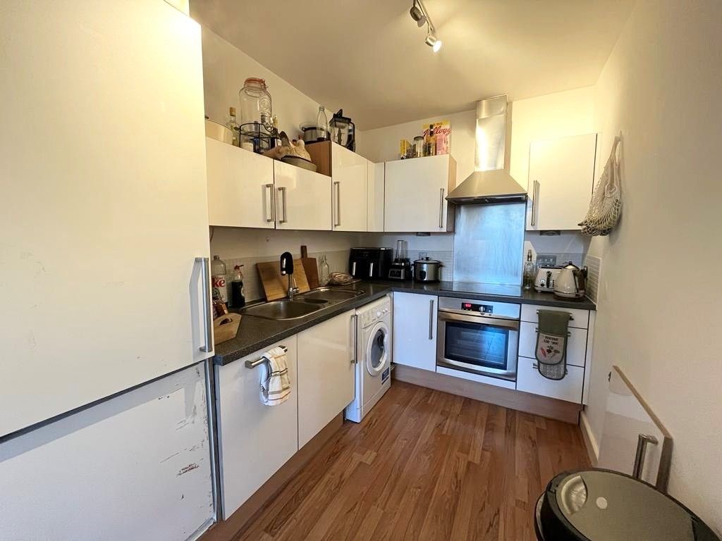 Property photo 2 of 9