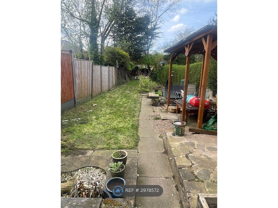 Property photo 3 of 20