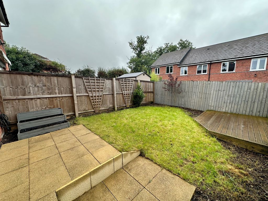 Property photo 2 of 10 Garden