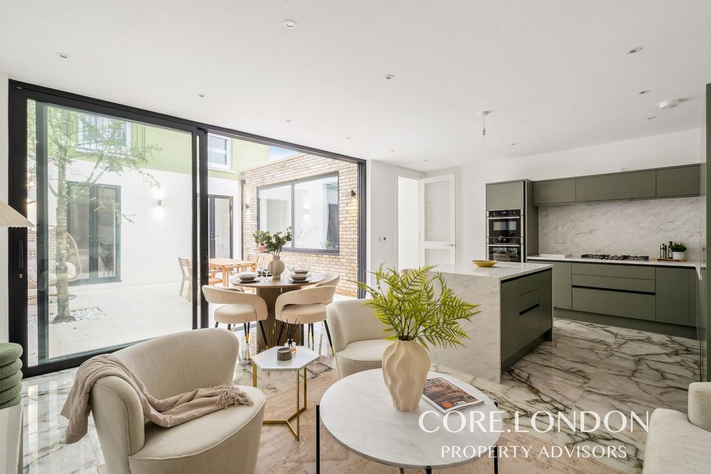 Property photo 1 of 26