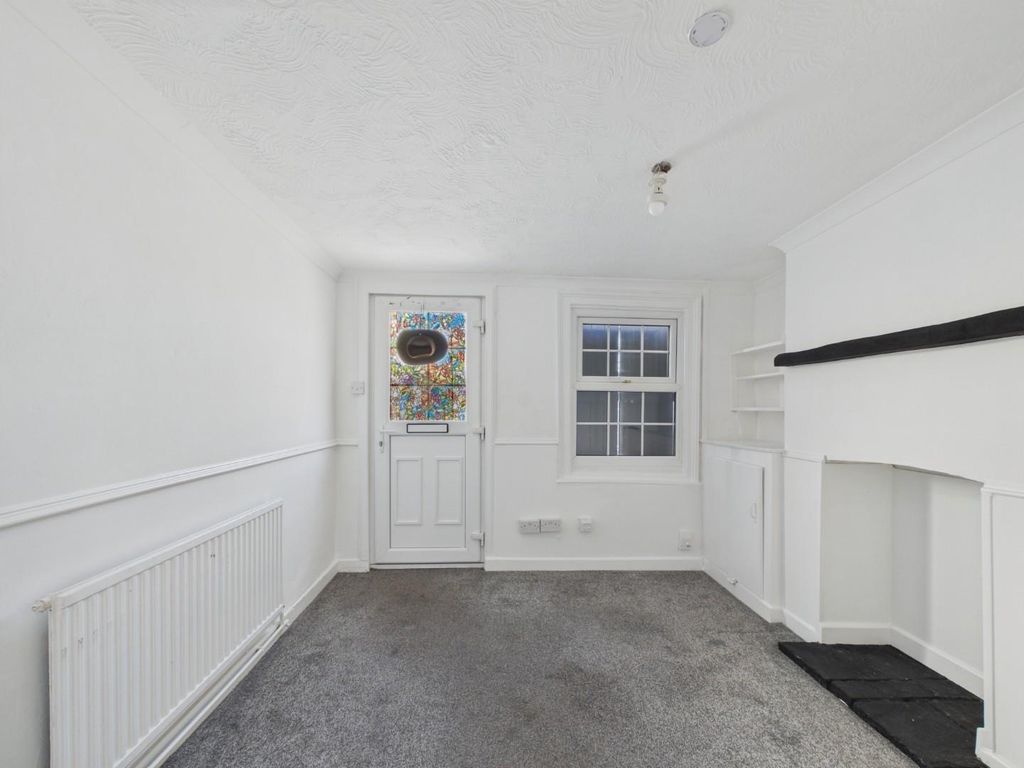 Property photo 2 of 10 Cam05010G0-Pr0215-Still002.Jpg