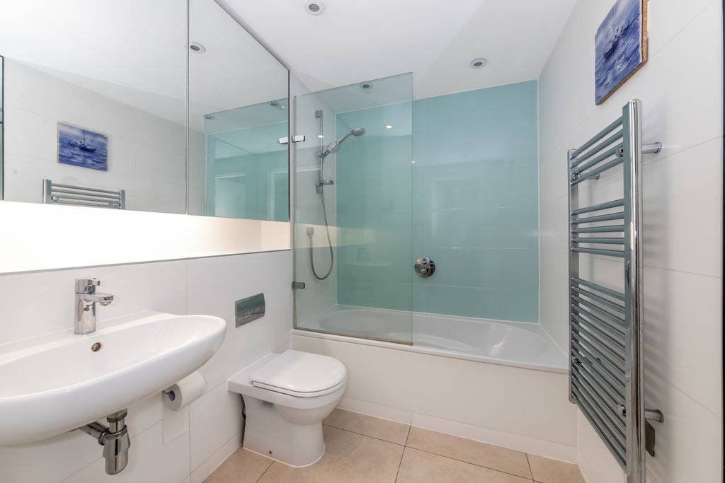 Property photo 3 of 9 Img_3485