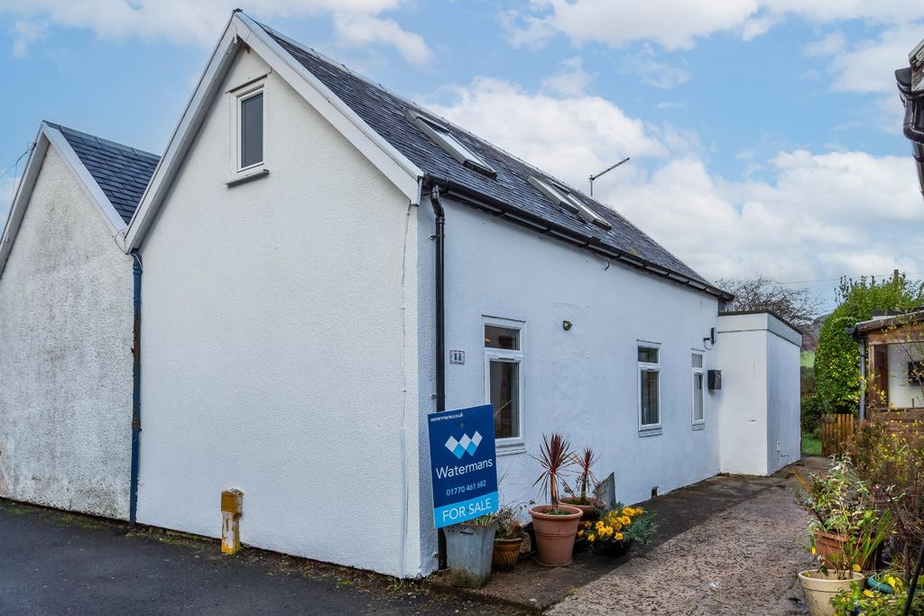 Property photo 1 of 41 4613661