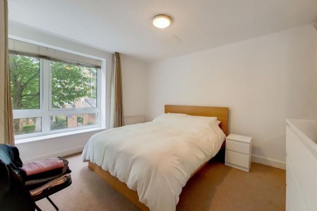 Property photo 3 of 8