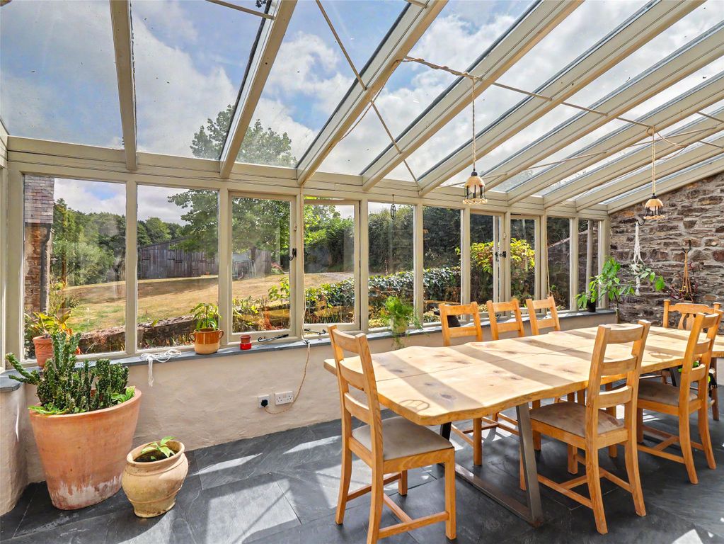 Property photo 2 of 24 Picture No. 07