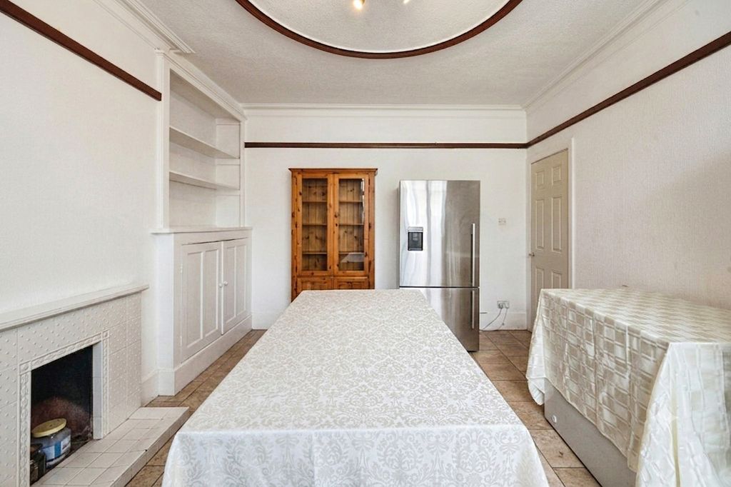 Property photo 3 of 29 Pbox-Img.Jpg
