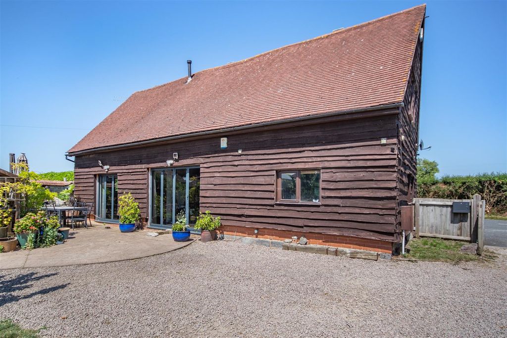 Property photo 1 of 29