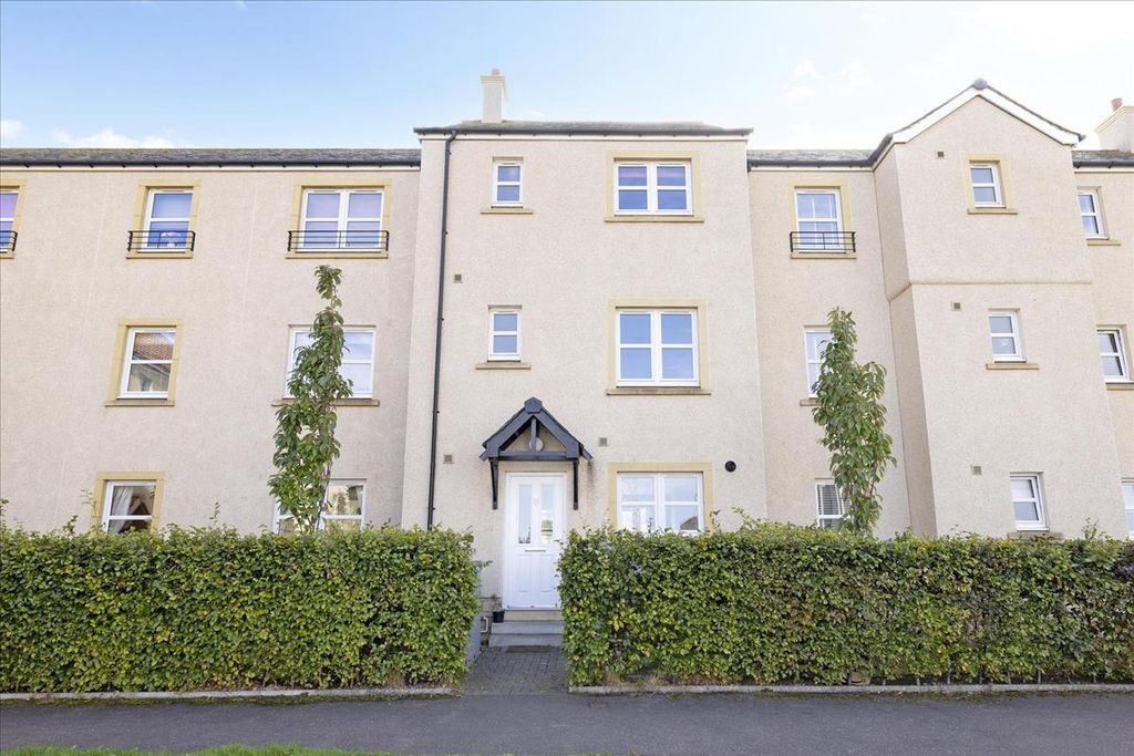 Property photo 1 of 31