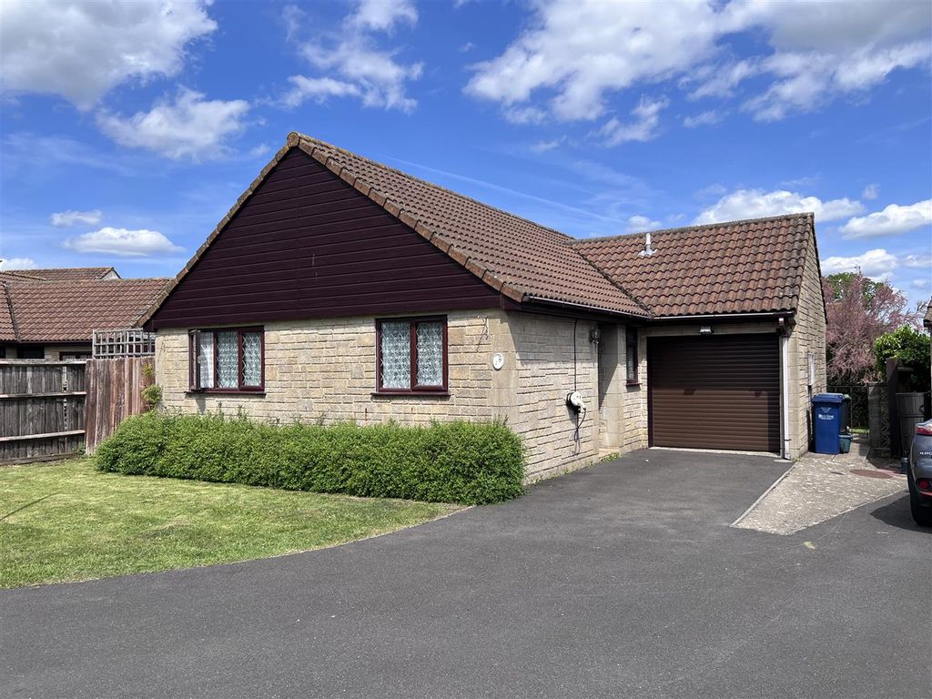 Property photo 1 of 13 Dav Front.Jpeg