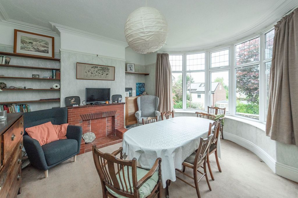 Property photo 3 of 25