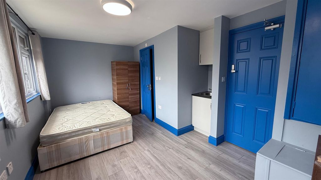 Property photo 3 of 4 Photo-2025-03-27-12-00-10.Jpg