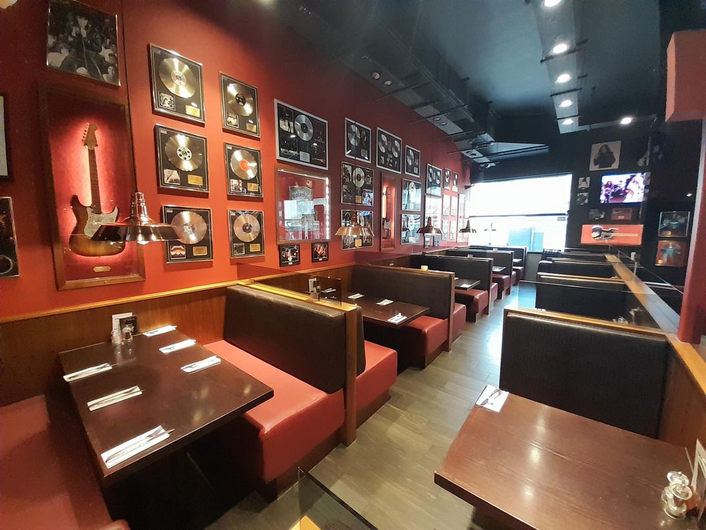 Property photo 2 of 7 Photo 1