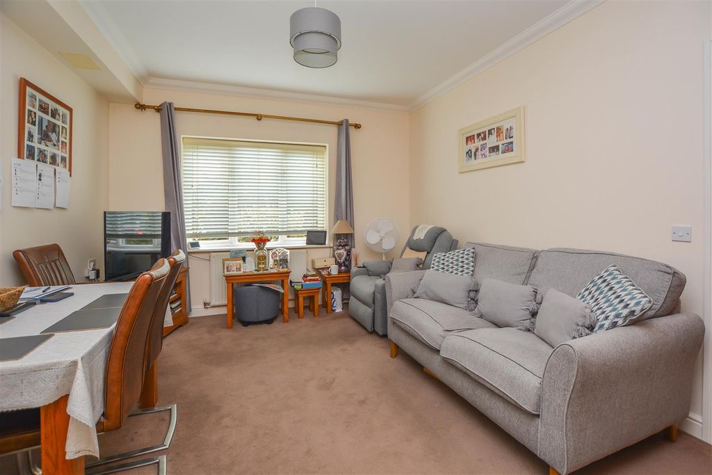 Property photo 2 of 9 Dsc_0405.Jpg