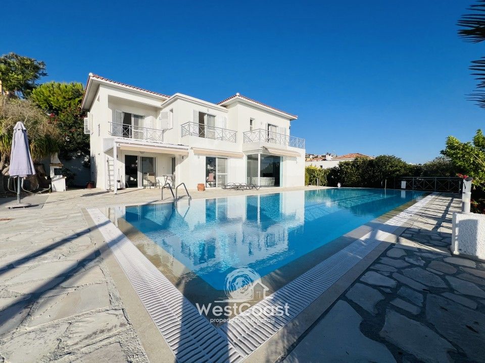 Property photo 1 of 23