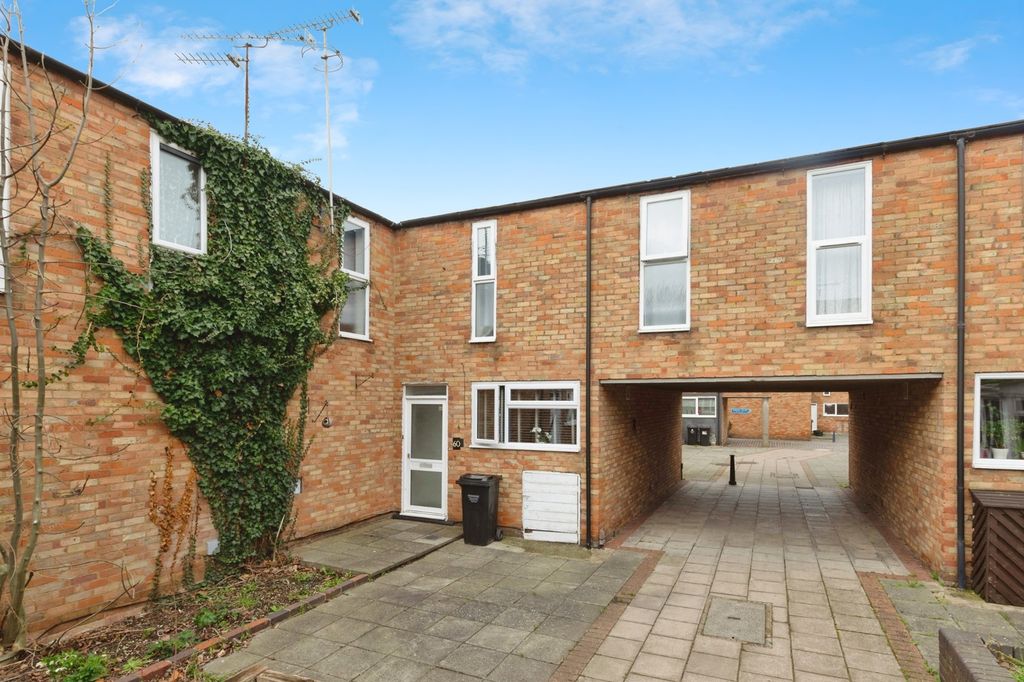 Property photo 1 of 20 Pbox-Img.Jpg