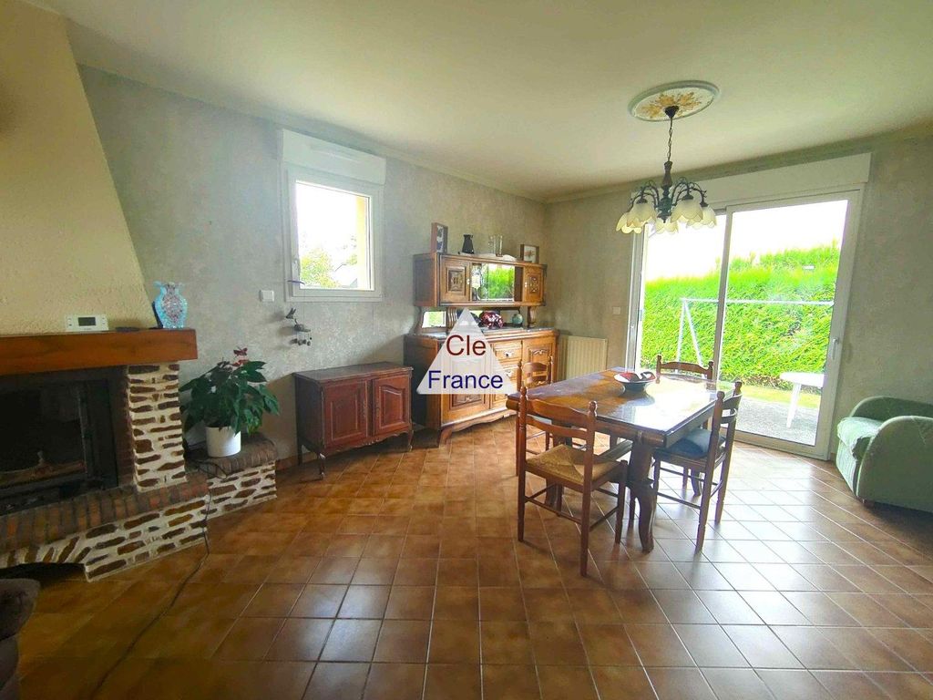 Property photo 2 of 6