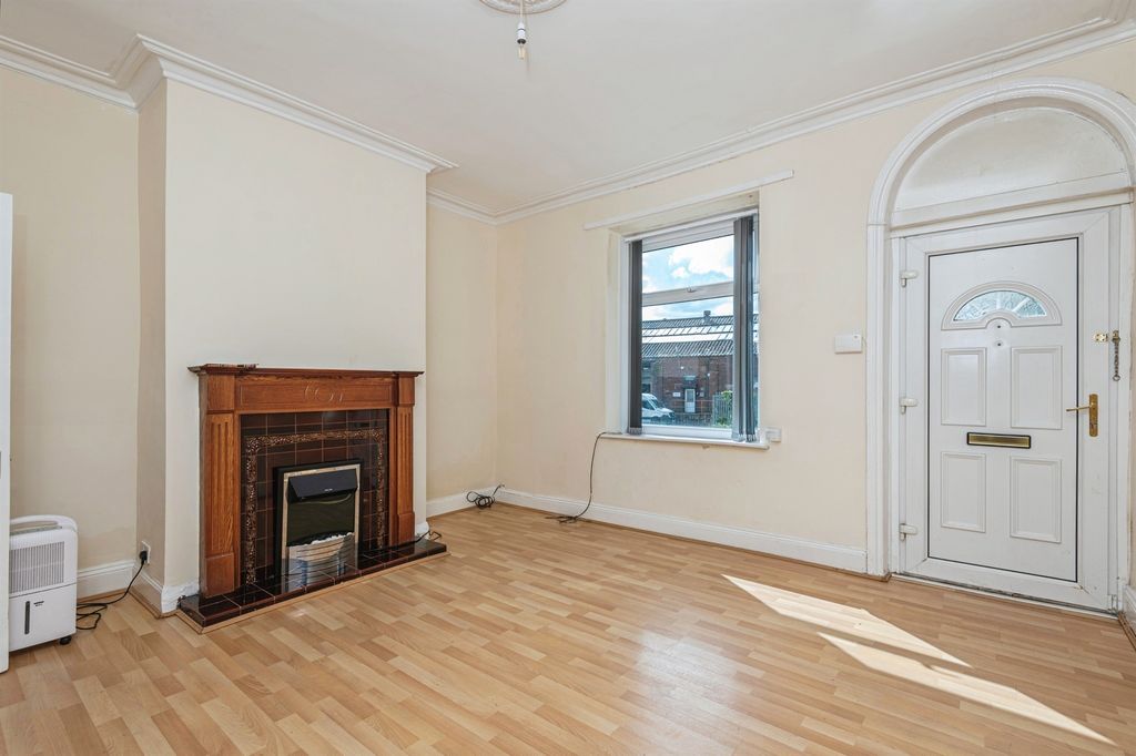 Property photo 2 of 15