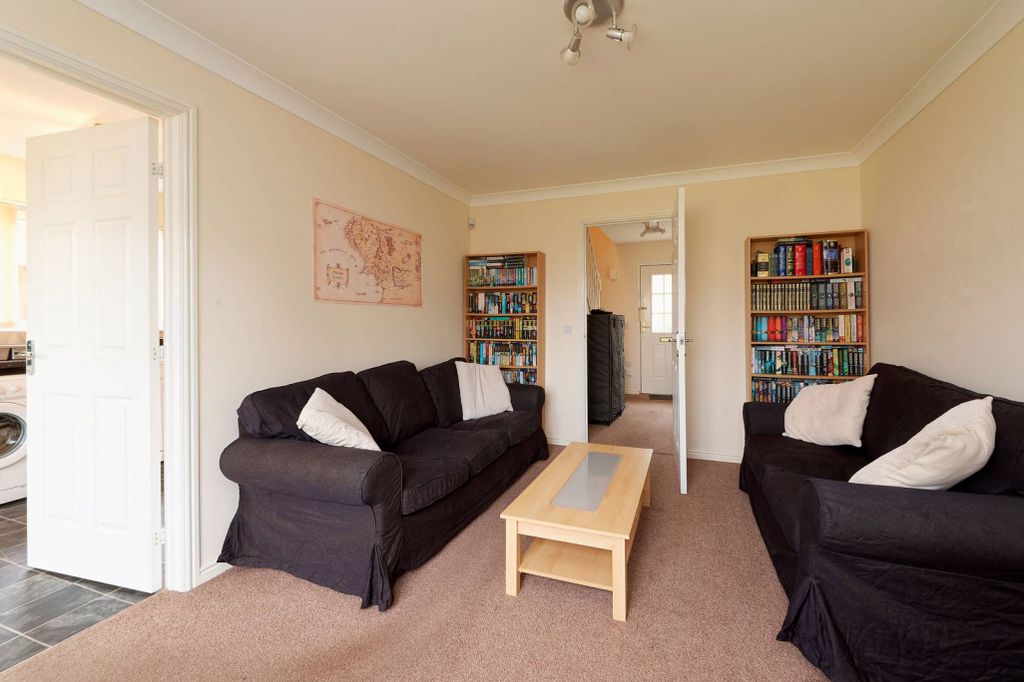 Property photo 2 of 22