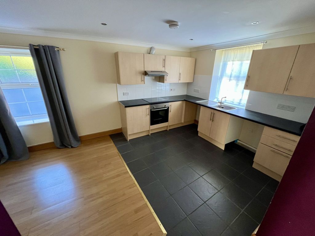 Property photo 2 of 10 Img_2684
