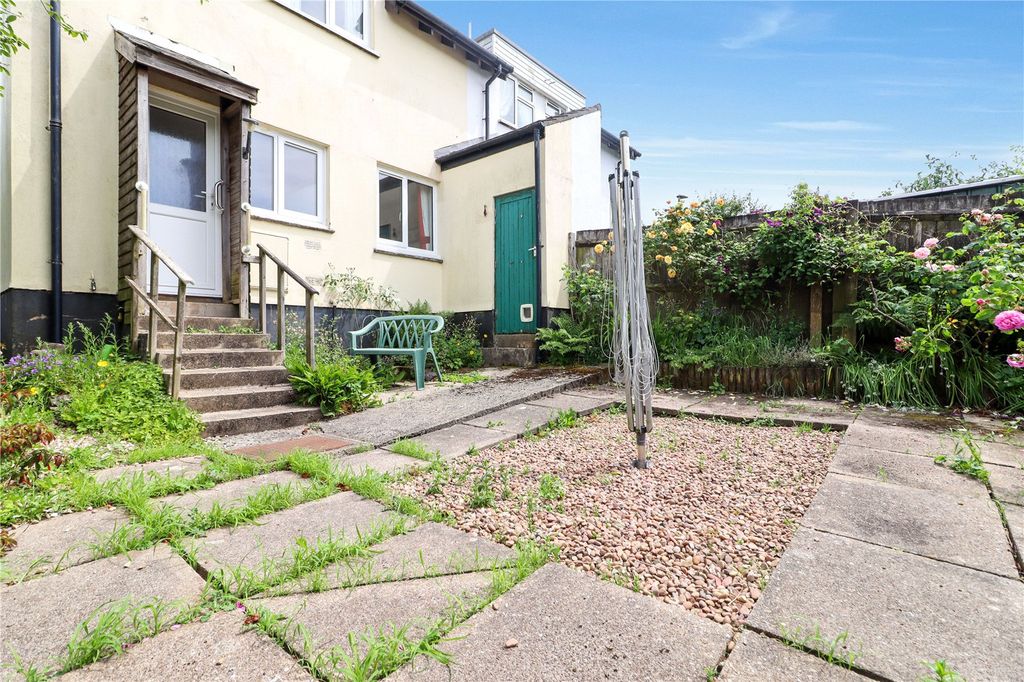 Property photo 3 of 16 Picture No. 24