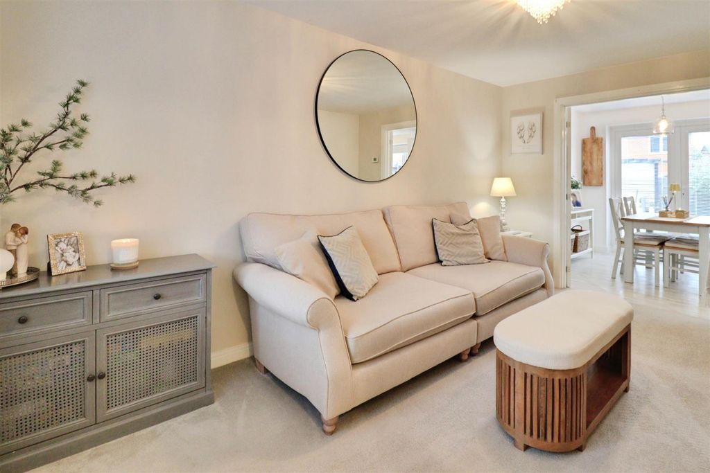 Property photo 3 of 40 976A1073-Img_8608-Img_8610.Jpg