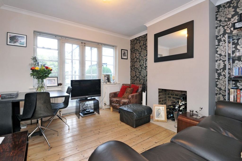 Property photo 2 of 5