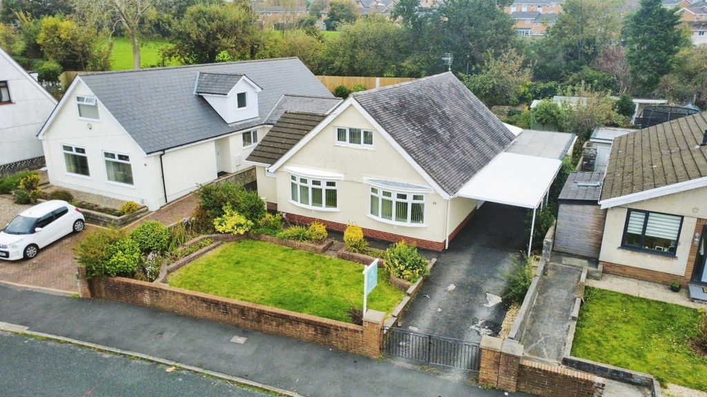 Property photo 1 of 34 4478391