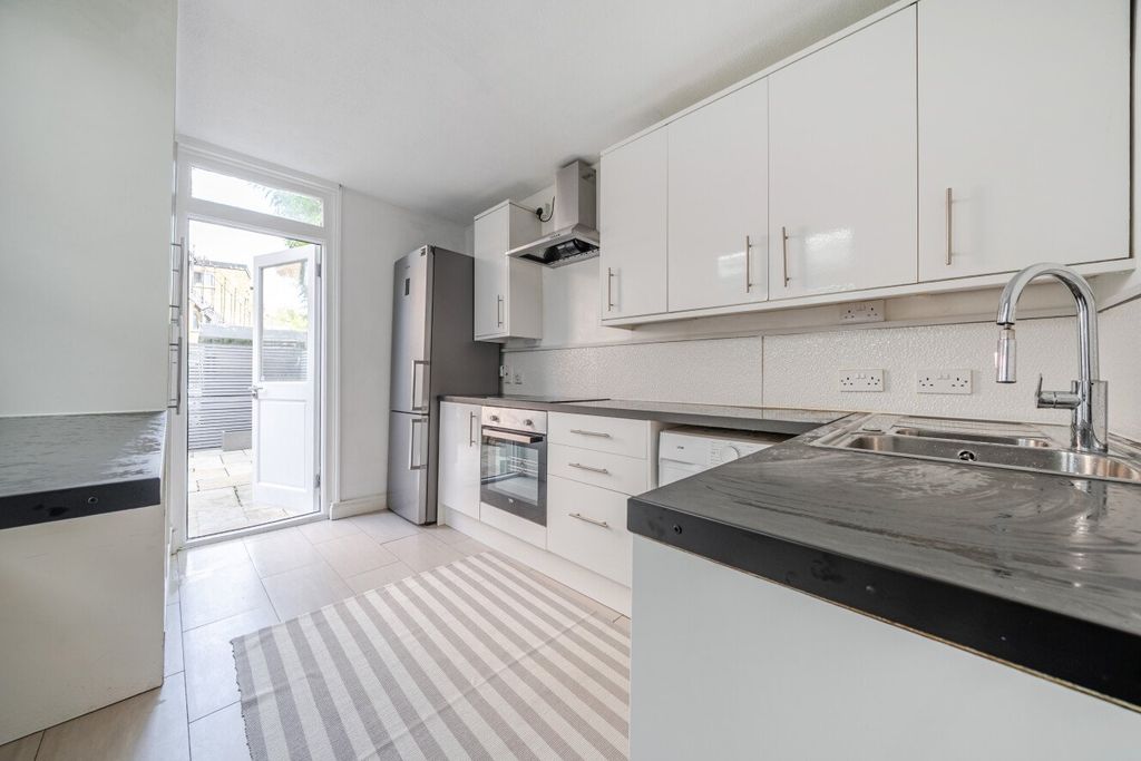 Property photo 3 of 9 Picture No. 09