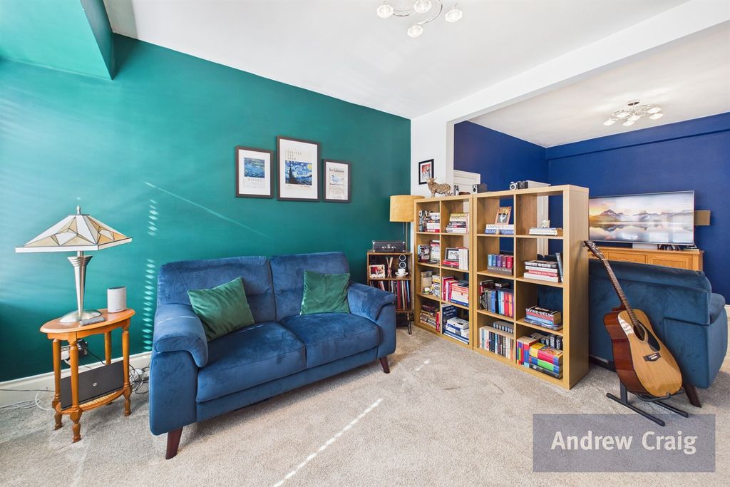 Property photo 3 of 18 Lounge/Dining Room