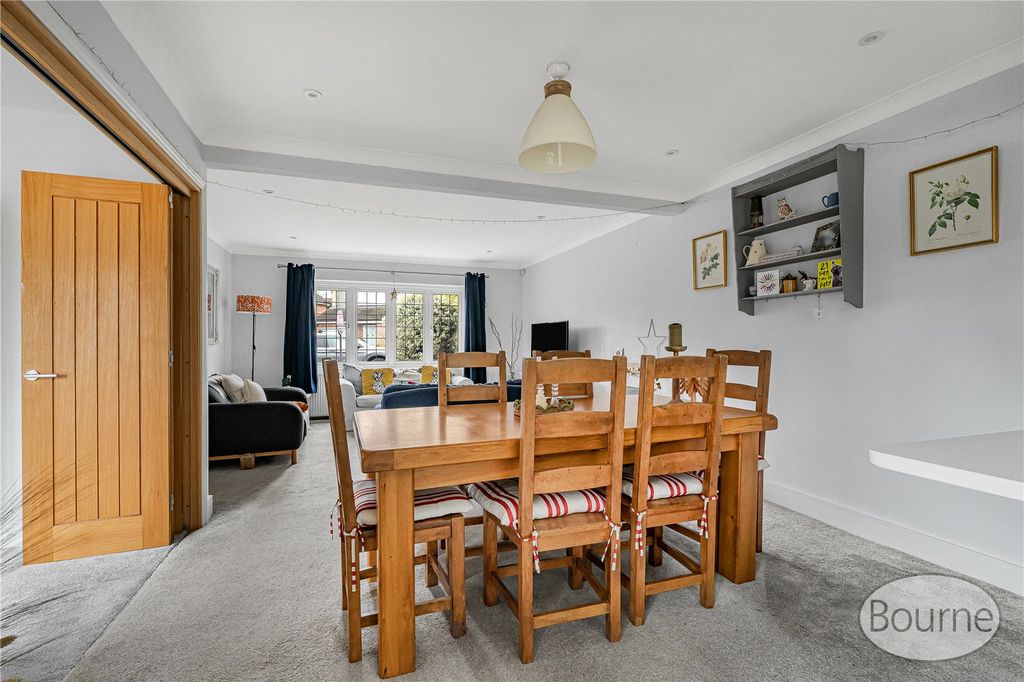 Property photo 3 of 19 Picture No. 04