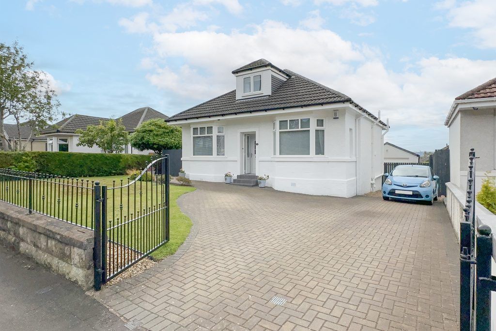 Property photo 2 of 27
