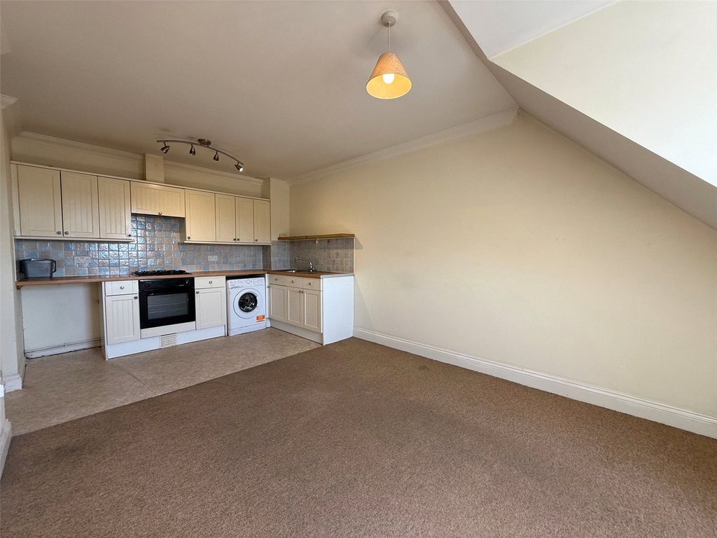 Property photo 3 of 13 Picture No. 19