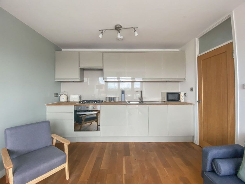 Property photo 2 of 45 Kitchen